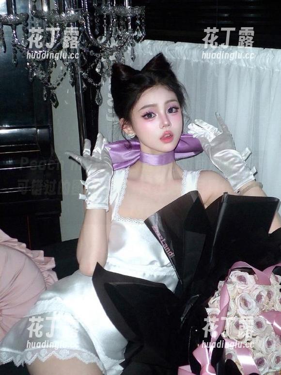 Peach milky芭芭拉引领时尚潮流：不可错过的图片合集，尽在她的写真作品中.txt